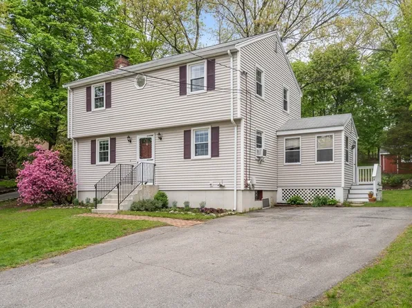 4 Brigham Ct, Natick, MA 01760