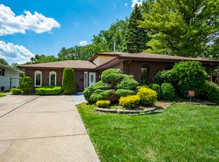 9904 Menard Ave, Oak Lawn, IL