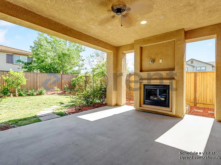 5617 Monaghan Way — Photo 8