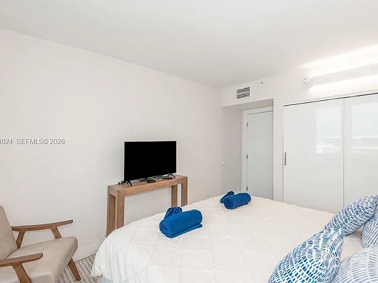 2301 Collins Ave #926 — Photo 19
