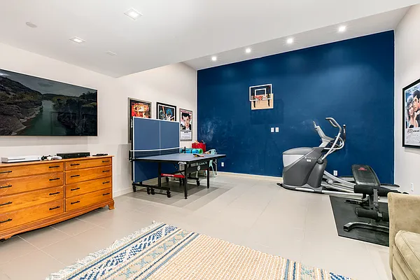 Sold by Corcoran | media 14