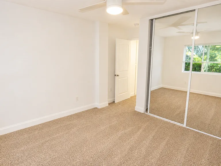 951 W Summerland Ave — Photo 8
