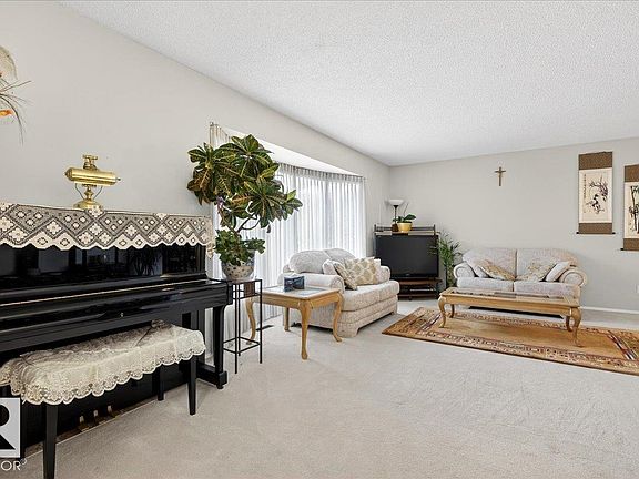 3rd image of 391 Lee Ridge Rd NW
