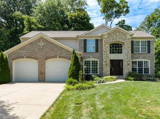 137 Silver Fox Ct, Loveland, OH 45140