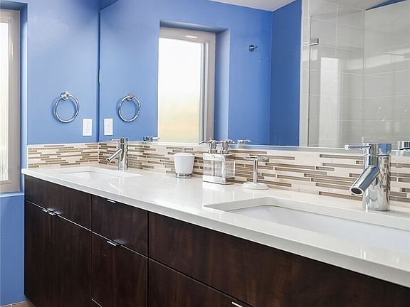 2nd image of 5101 40th Ave NE #1