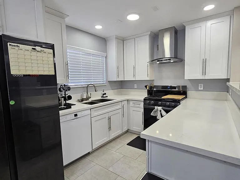 4228 W 132nd St #B — Photo 7
