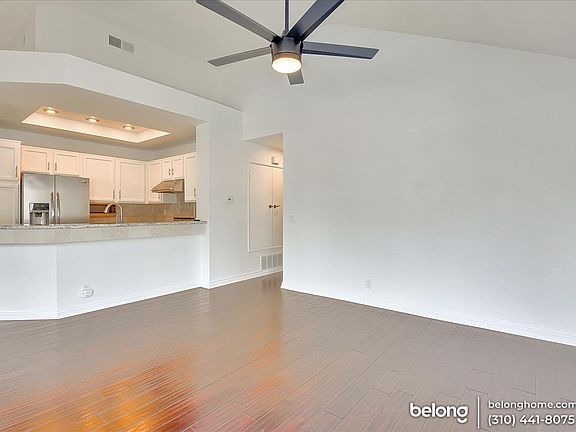 5th image of 182 Westport
