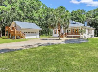 91 Holly Hall Rd, Beaufort, SC 29907