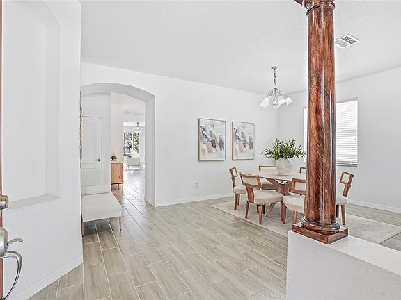 2nd image of 12351 Ridgedale Dr