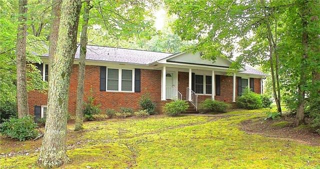 1st image of 610 Cardella Dr