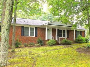 610 Cardella Dr, Greensboro, NC 27405
