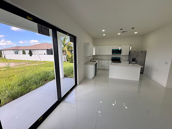5th image of 4116 NW 20th Ter