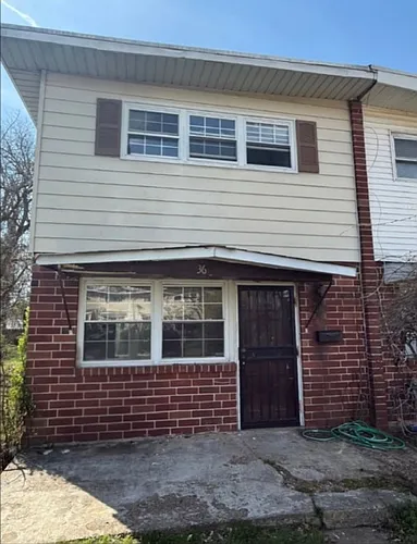 36 Thorn Ln Photo 1