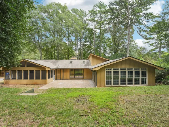 382 Greenfield Ct, Marietta, GA 30068