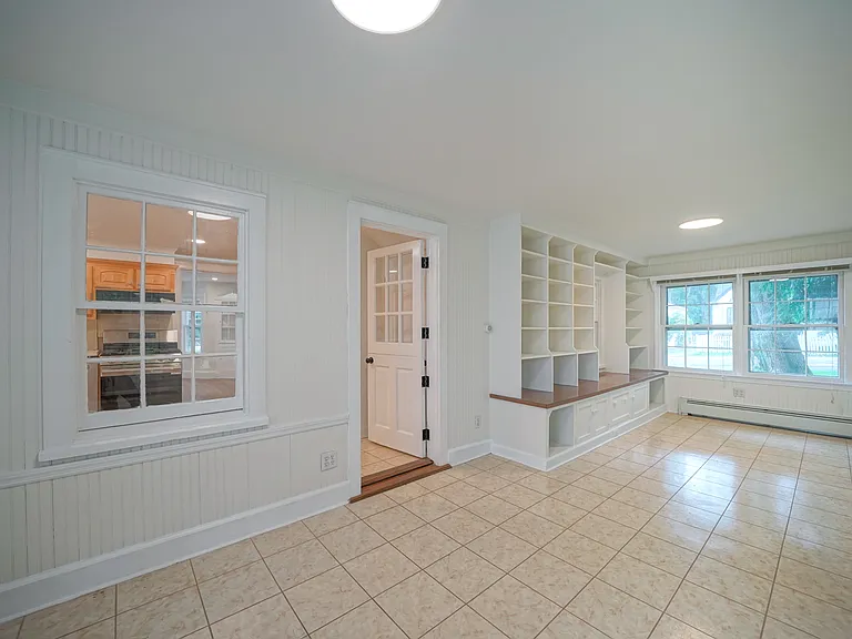 16 Brook St — Photo 21