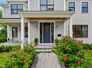 39 Donna Rd, Needham, MA 02494