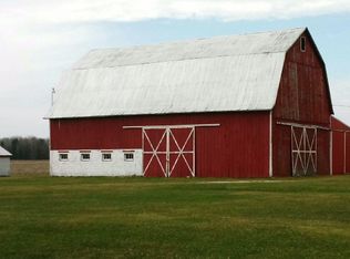 5999 N Eight Mile Rd, Pinconning, MI 48650