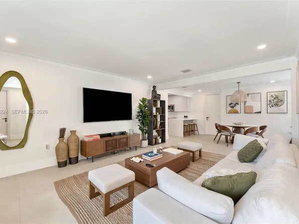 45 Palermo Ave, Coral Gables, FL 33134