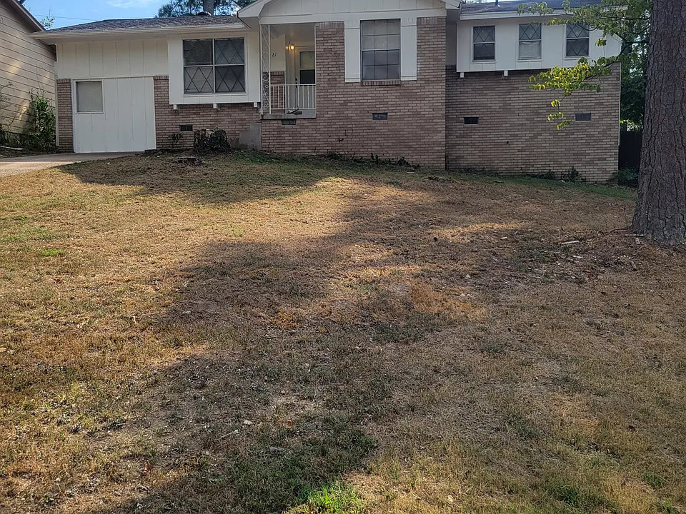 21 Rosewood Dr