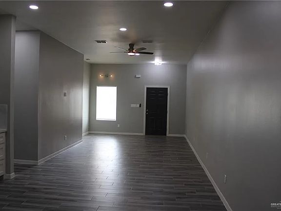5th image of 704 W 25th St