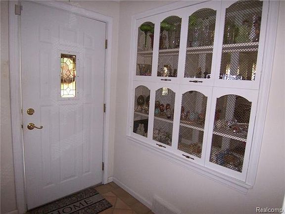 4th image of 25396 Donald Dr