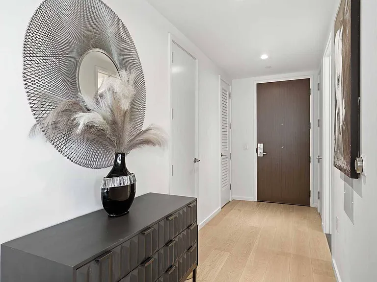 877 Francisco St #728 — Photo 28
