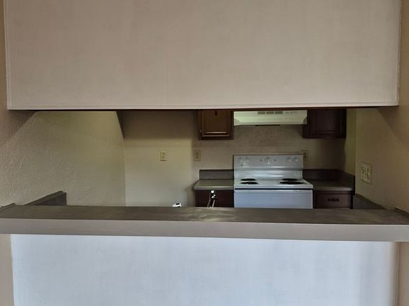 3rd image of 4403-4457 Valverde Ct #3