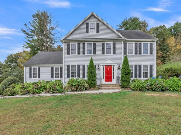 5 Minuteman Ln, Oxford, MA 01540