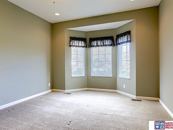 5th image of 8421 Pinedale Ct