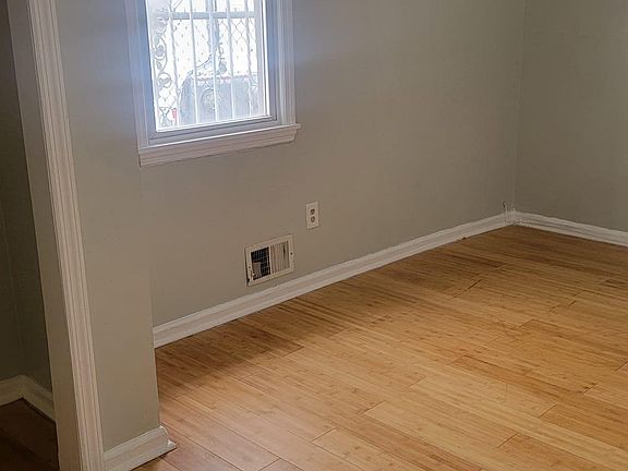 4th image of 49 Tillinghast St Floor 1