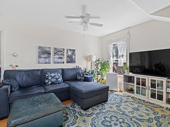 5th image of 16 West St APT 3
