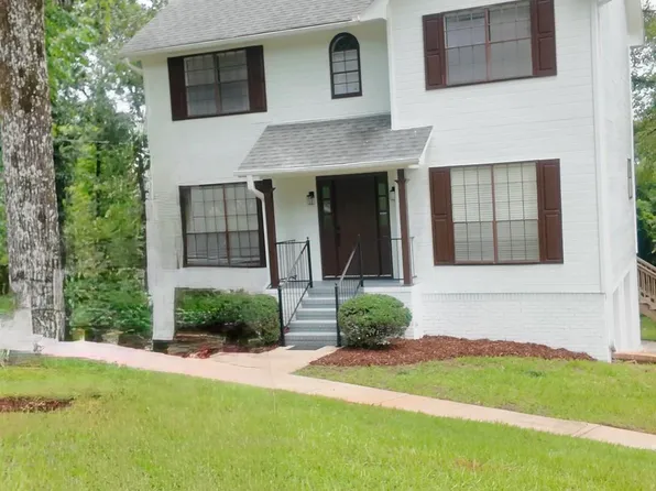 7810 S View Ln, Bessemer, AL 35022
