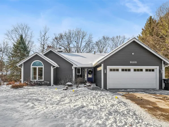9188 NW Polk City Dr, Polk City, IA 50226