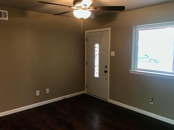 4th image of 1504 Judy Dr