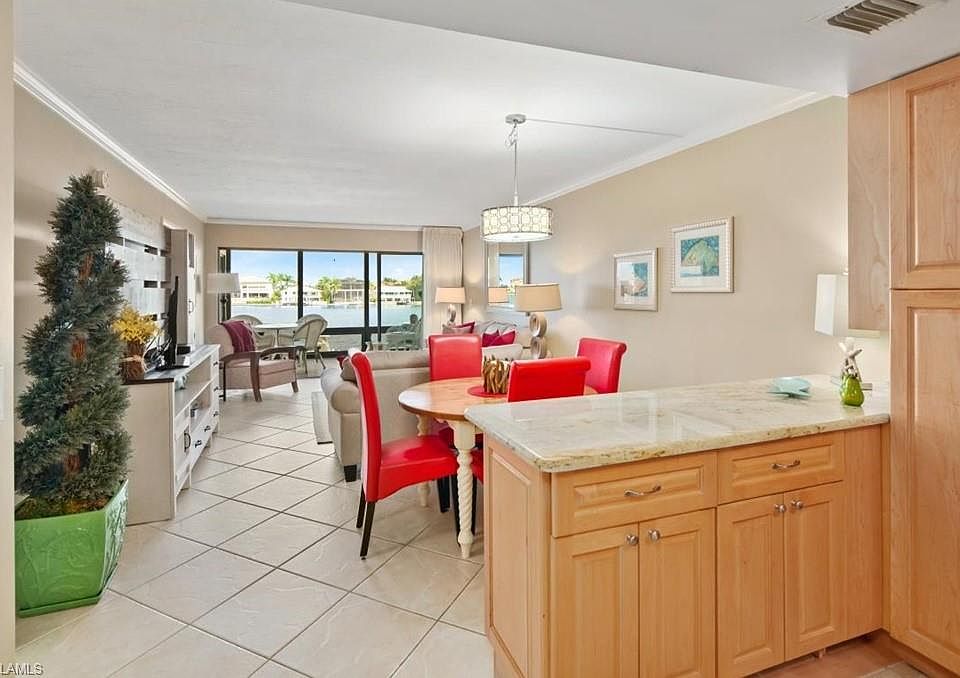 1st image of 271 Southbay Dr APT 123