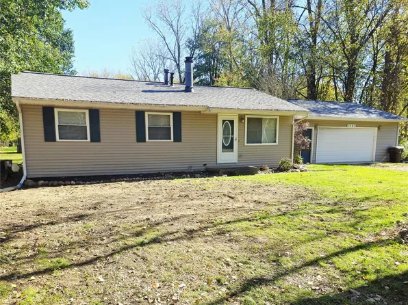 5047 Oak St, Webberville, MI 48892
