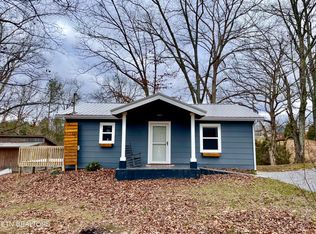 121 Holt Ln, Kingston, TN 37763