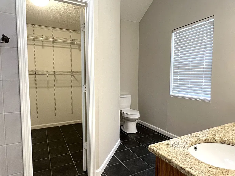 536 Loblolly Ln — Photo 23
