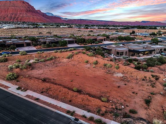 2nd image of 28 S Wild Indigo Way
