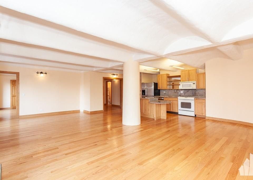 1st image of 349 N Canal St #402
