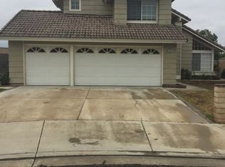 374 Yellowstone Cir, Corona, CA 92879