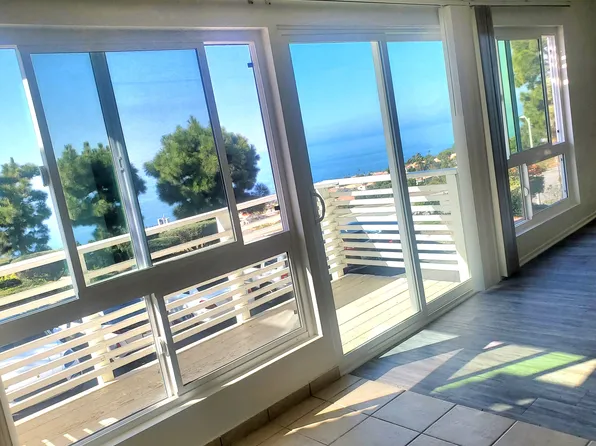 6768 Los Verdes Dr #1, Rancho Palos Verdes, CA 90275