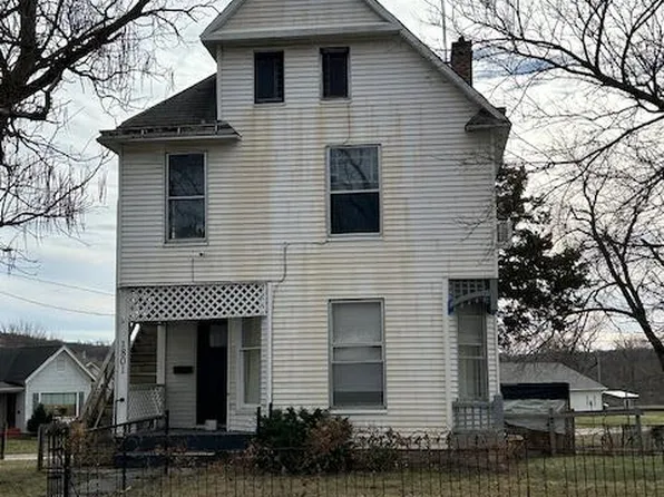 1801 Hope St, Hannibal, MO 63401