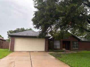 14119 Falling Elm Ln, Houston, TX 77015