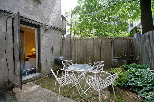 Sold by Garfield Realty  | media 36