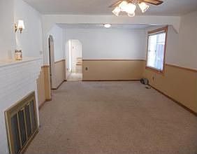 2nd image of 815 Woodward Dr