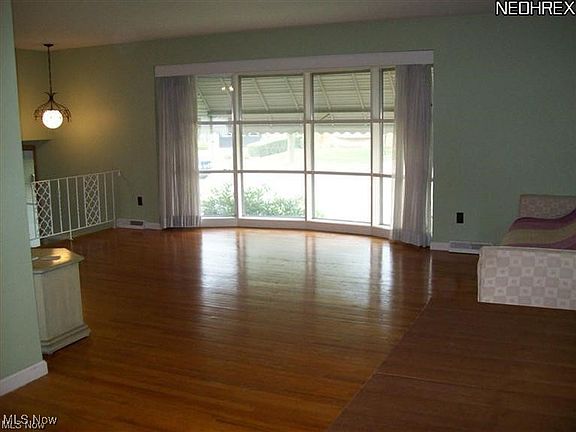 3rd image of 6568 Kingsdale Blvd