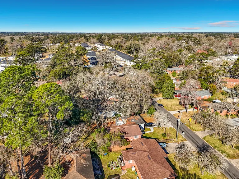 5330 Quan Dr — Photo 41