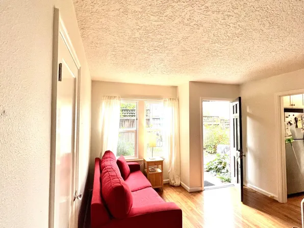 1606 SE Insley St, Portland, OR 97202