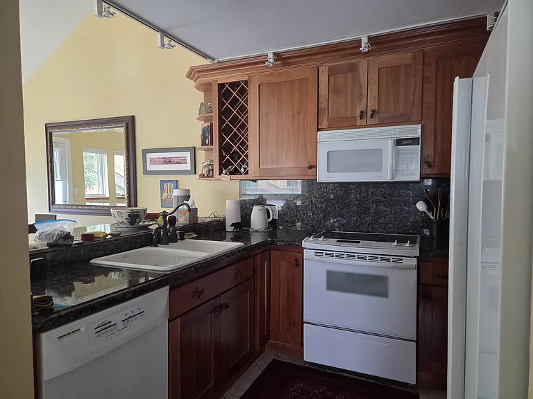 4041 Big Horn Rd #10 — Photo 4